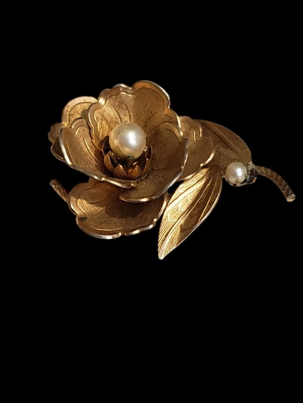 Vibtage Coro Flower Pearl Brooch Pin